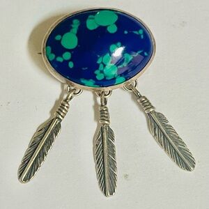 VTG NATIVE AMERICAN NAVAJO
sterling silver azurite malachite brooch
Feather